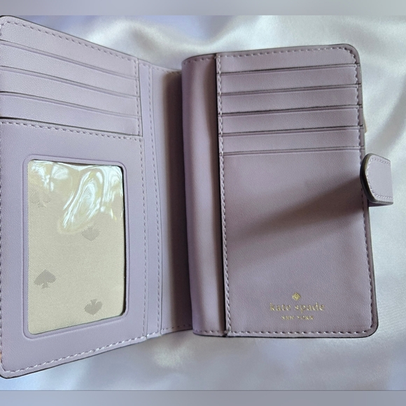 Kate Spade Lavendar Quilted Leather Wallet In EUC - Picture 7 of 12